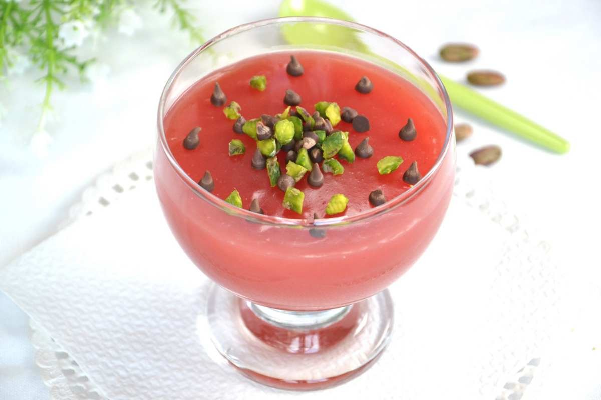 coppa di gelo di melone con granella di pistacchio