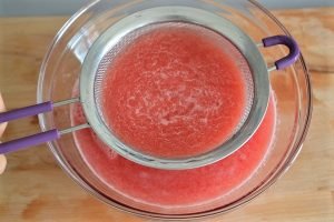 preparazione del gelo di melone