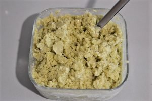 preparazione della granita siciliana al pistacchio di Bronte