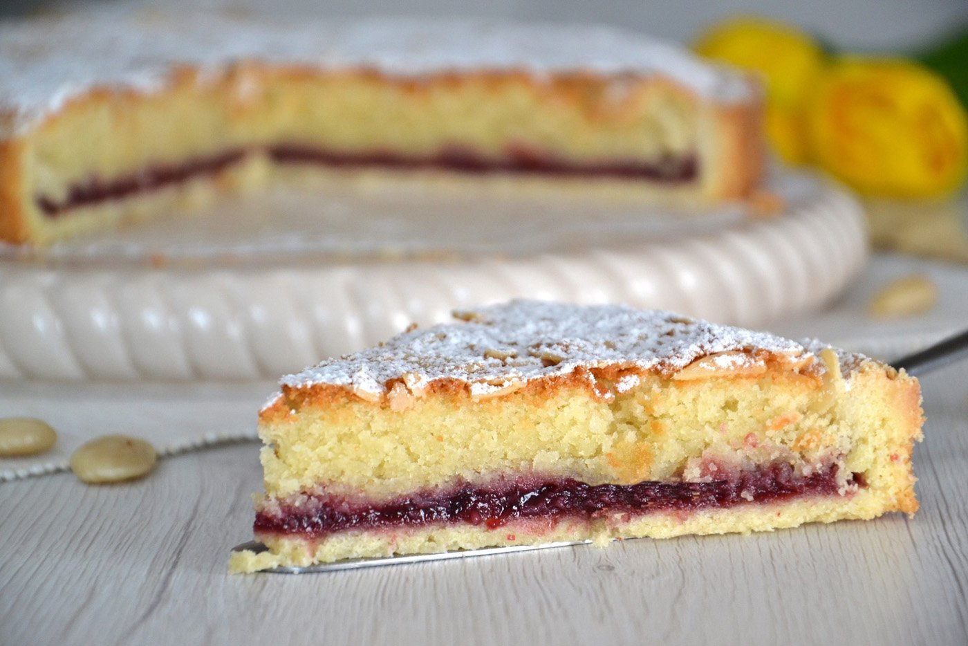 porzione di torta cappuccina modenese