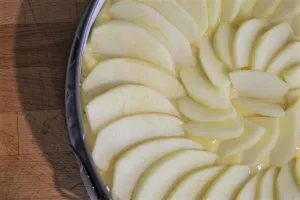 preparazione torta di mele