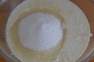 preparazione della torta di riso bolognese