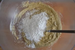 preparazione della torta di grano saraceno