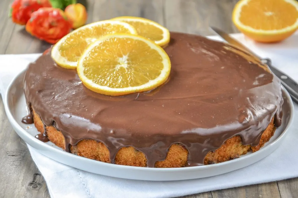 torta all'arancia con ganache al cioccolato fondente