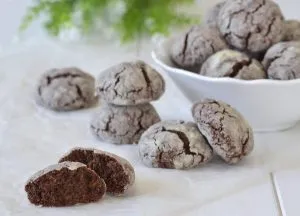 biscotti morbidi al cioccolato sfornati