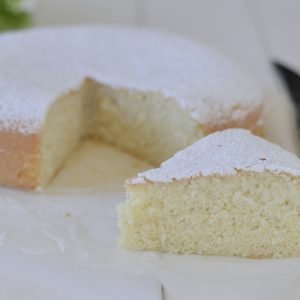 fetta di torta di albumi