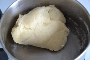 impasto delle sfince di san giuseppe