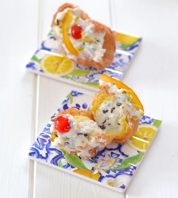 sfince di san Giuseppe con ricotta e canditi