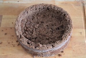 torta mimosa al cioccolato da rimpire