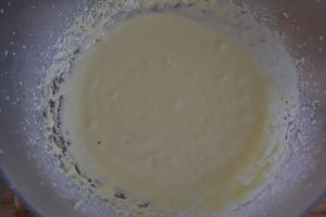 impasto per la base per la crostata morbida alle fragole