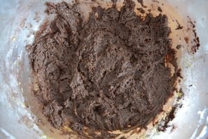 impasto per torta con farina integrale e cioccolato