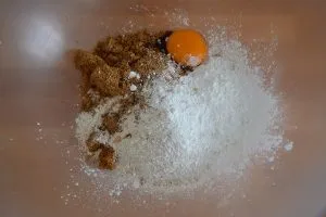 ingredienti per impasto per biscotti-integrali