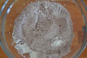 ingredienti per muffin al cioccolato