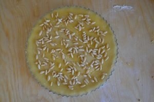 torta della nonna da infornare