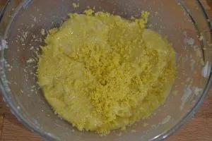 buccia di limone per caprese al limone