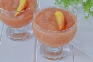 granita alla pesca cremosa