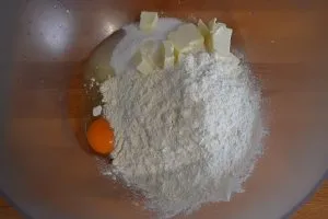 ingredienti per biscotti al burro di arachidi