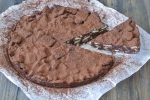 torta salame di cioccolato con cacao