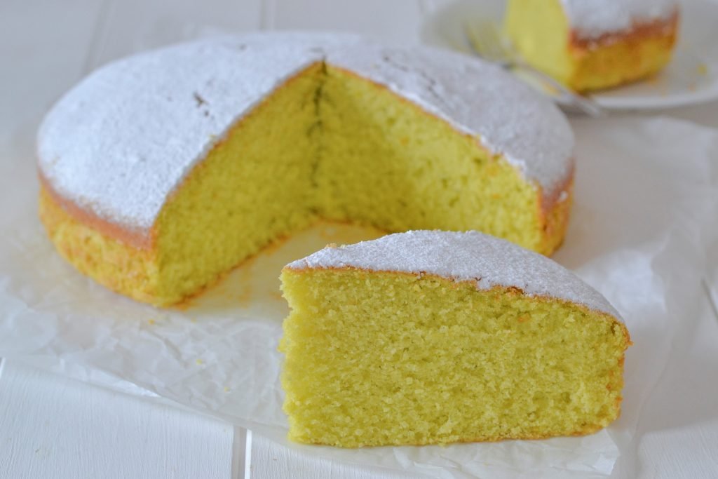 fetta di torta dolce di zucchine