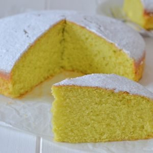 fetta di torta dolce di zucchine