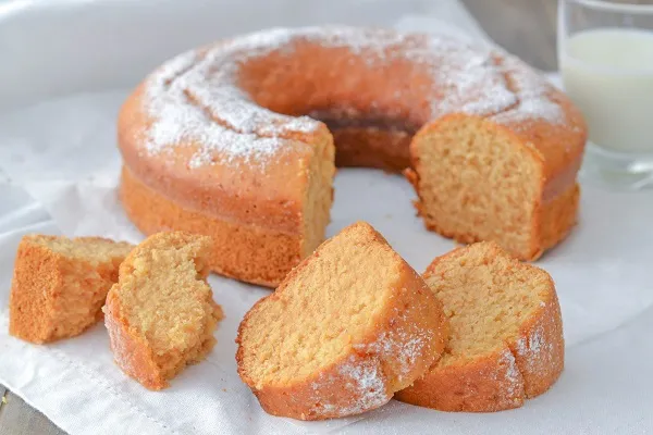 fette di ciambella latte e miele soffice