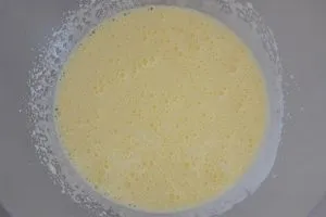 preparazione della ciambella al caffè