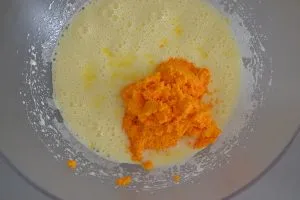 ricetta della ciambella di carote e arancia