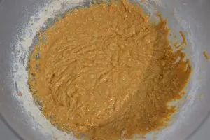 torta con farina di castagne e zucca da infornare