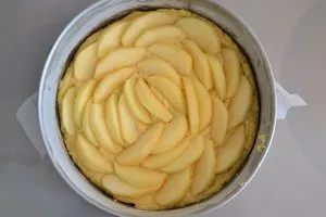crostata morbida di mele da infornare