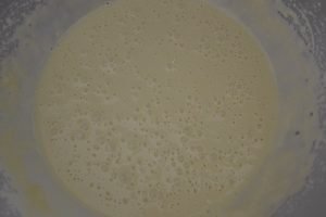 impasto della torta di pere rovesciata