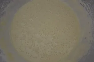 impasto della torta di pere rovesciata