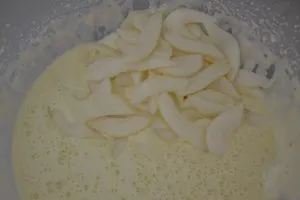 pere per torta di pere rovesciata