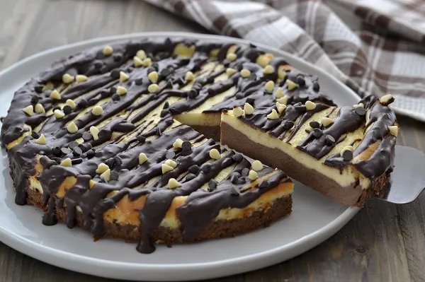 torta cremosa al mascarpone e cioccolato fondente