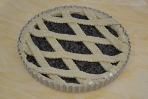 crostata di grano saraceno e mirtilli da infornare