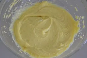 crema al pistacchio per charlotte di pandoro