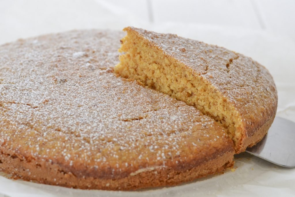 fetta di torta di pandoro