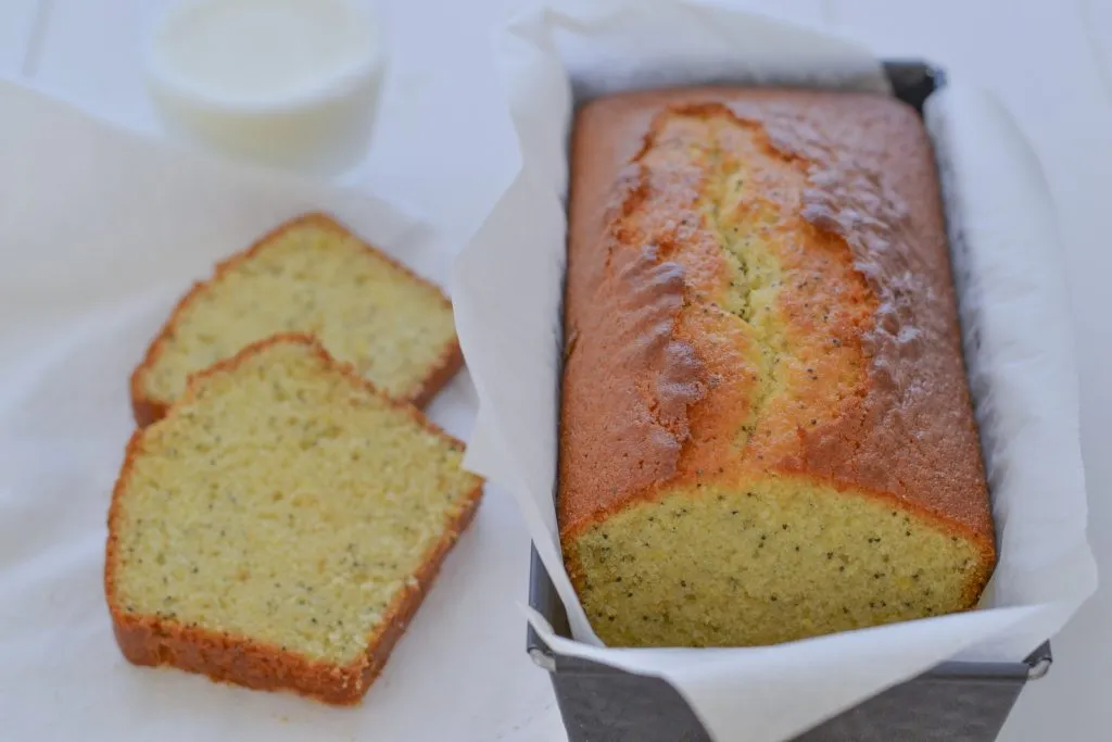 plumcake all'arancia e semi di papavero