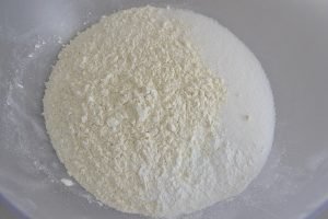 ricetta della ciambella ripiena di ricotta e mascarpone