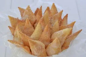 cenci toscani con zucchero