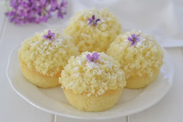 muffin mimosa con crema al limone