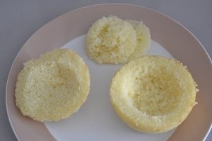 preparazione dei muffin mimosa