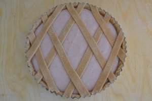 crostata integrale con crema alle fragole da infornare