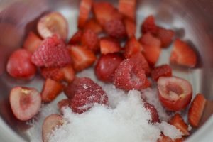 preparazione della copertura per la torta italia