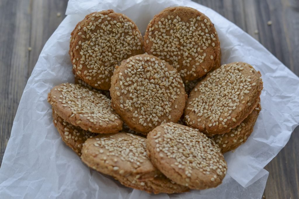biscotti integrali ai ceci e sesamo
