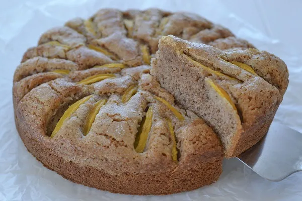 torta pesche e noci soffice