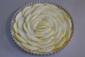 torta di mele con crema all'uva da infornare