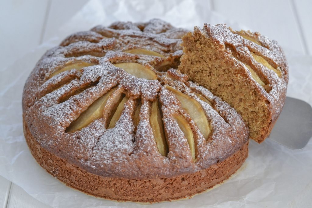torta di pere con farina integrale senza burro