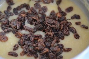 crema di mele e uvetta per sbriciolata cuor di mela