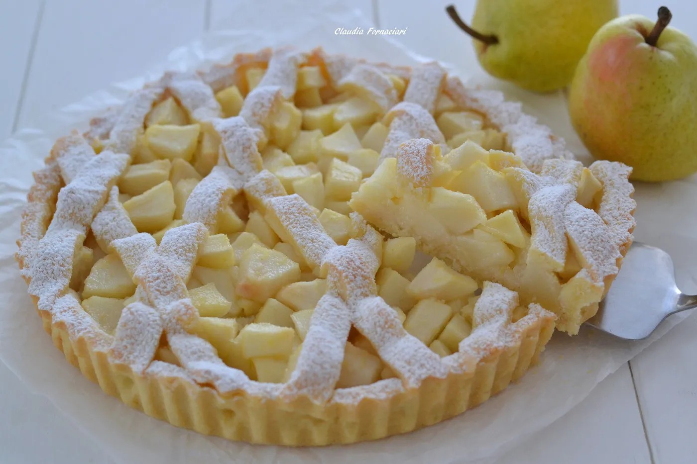 fetta di crostata di pere
