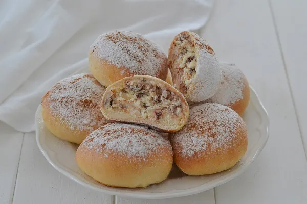 iris al forno con ricotta e cioccolato